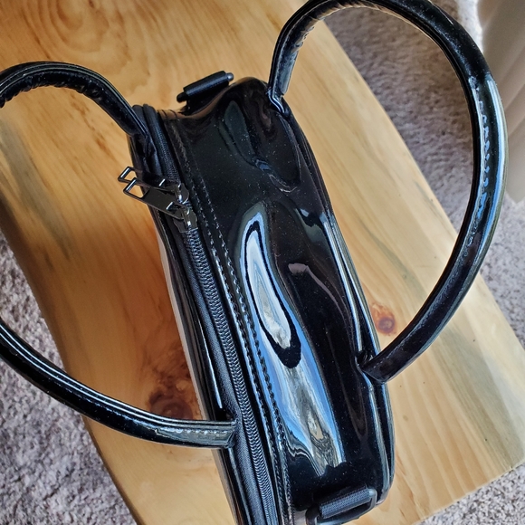 Crescent Skull Moon Crossbody Handbag - Picture 3 of 10